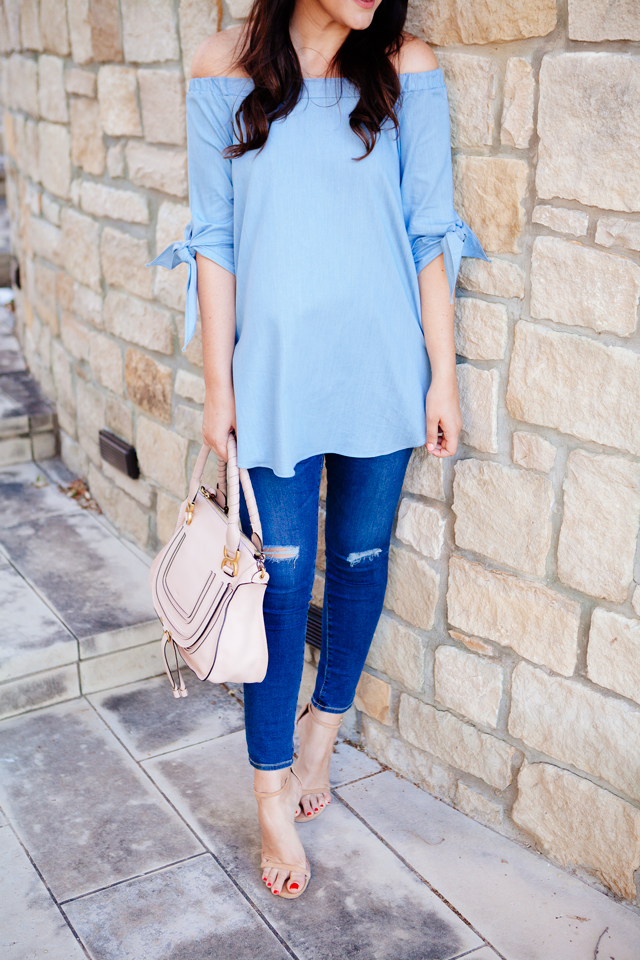 Kendi Everyday in Chambray Sleeveless Tunic and Ripped Skinny Jeans