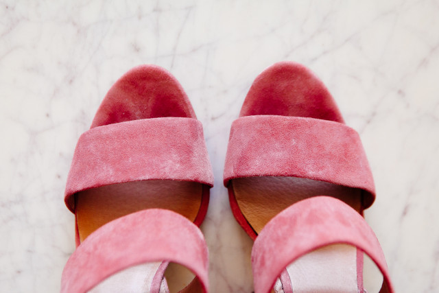 pink-suede-heels