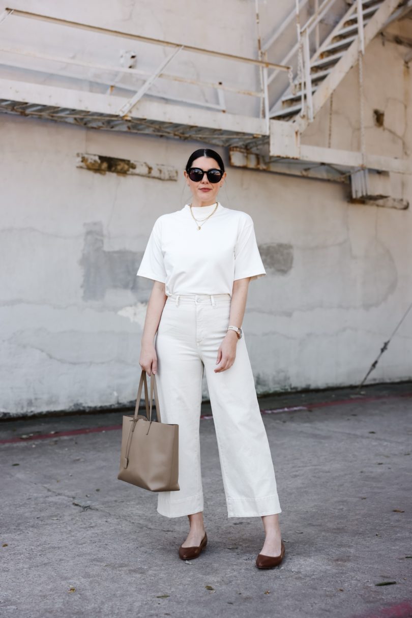 9 Stylish White Jeans Outfits for Every Occasion