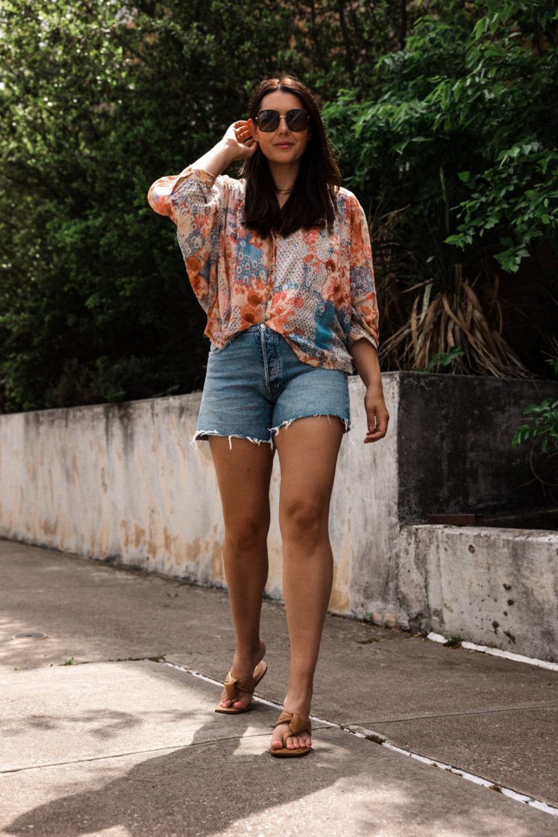 https://www.kendieveryday.com/wp-content/uploads/2022/05/kendi-everyday-wearing-anthropologie-floral-blouse-and-agolde-parker-shorts-01-810x1214.jpg